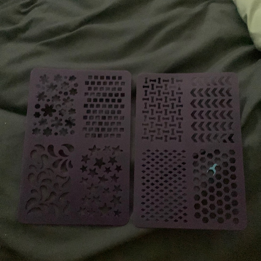 2pc Set of Stencils